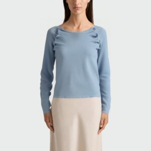 Pleated button-decorated round-neck women's long-sleeved top
