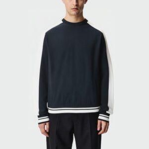 Men's contrasting crew neck raglan sleeve top